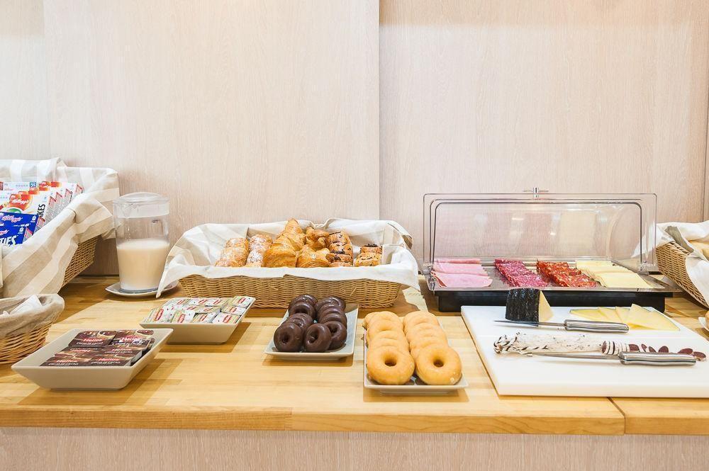 B&B Hotel Madrid Las Rozas Екстериор снимка