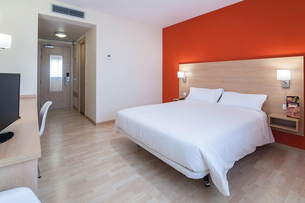 B&B Hotel Madrid Las Rozas Екстериор снимка