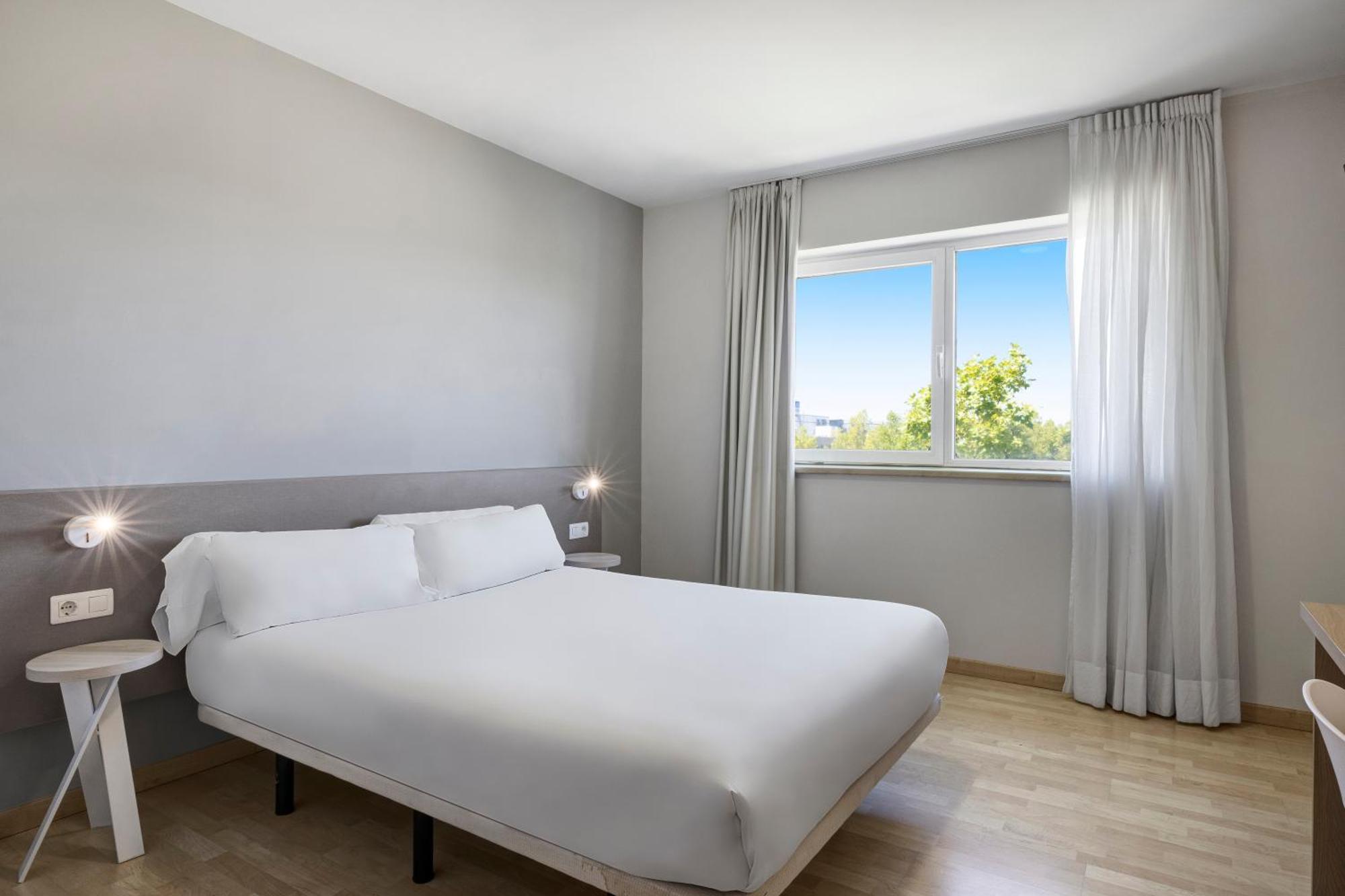 B&B Hotel Madrid Las Rozas Екстериор снимка