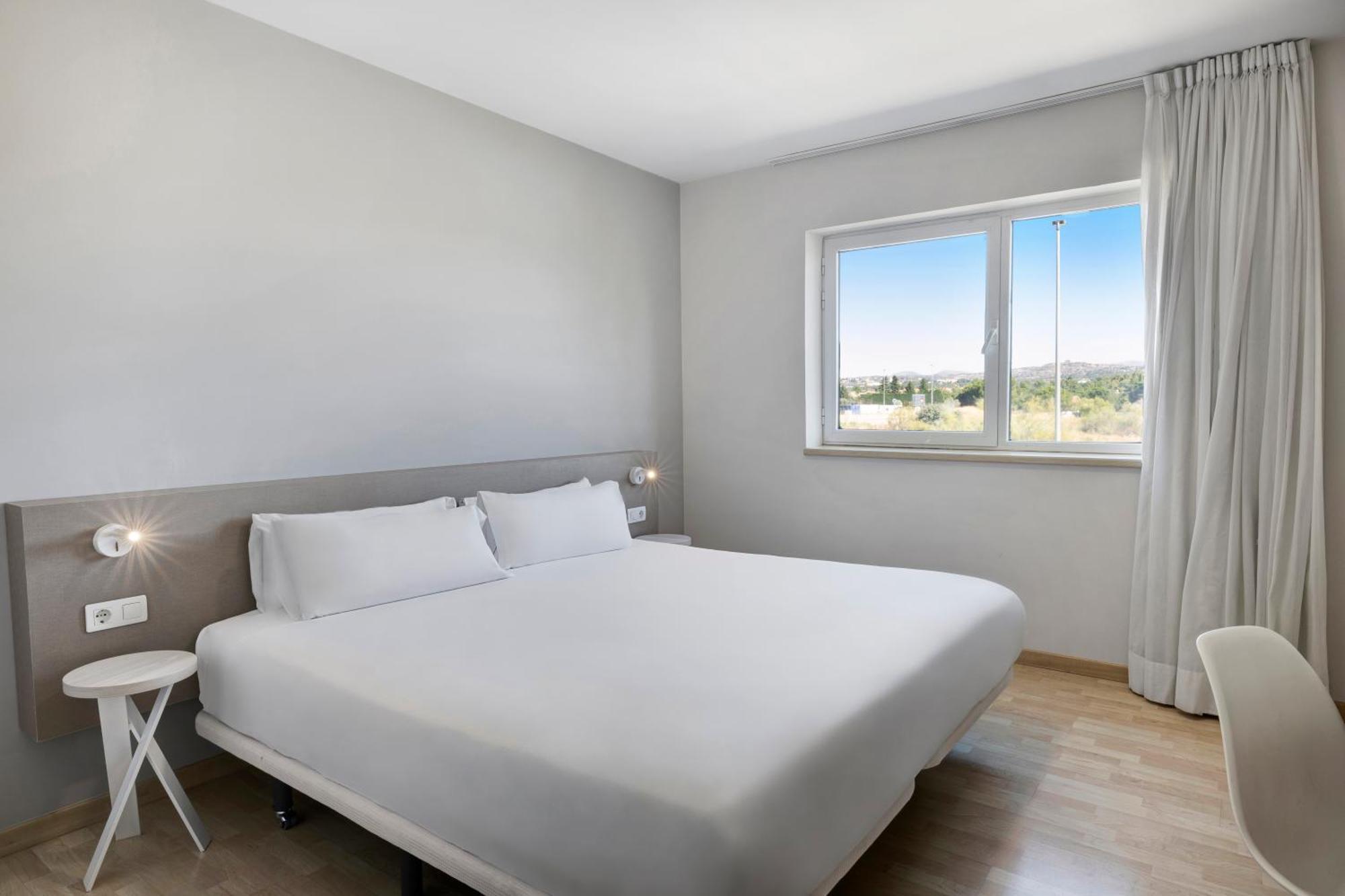 B&B Hotel Madrid Las Rozas Екстериор снимка