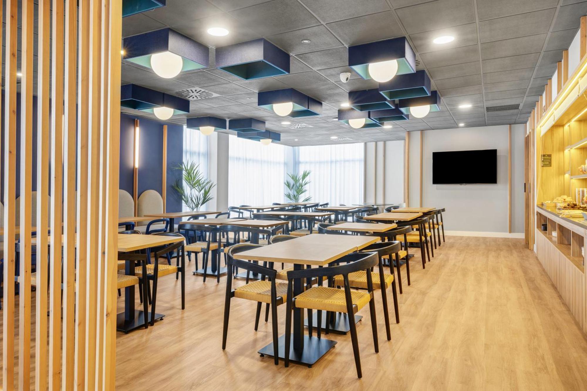 B&B Hotel Madrid Las Rozas Екстериор снимка