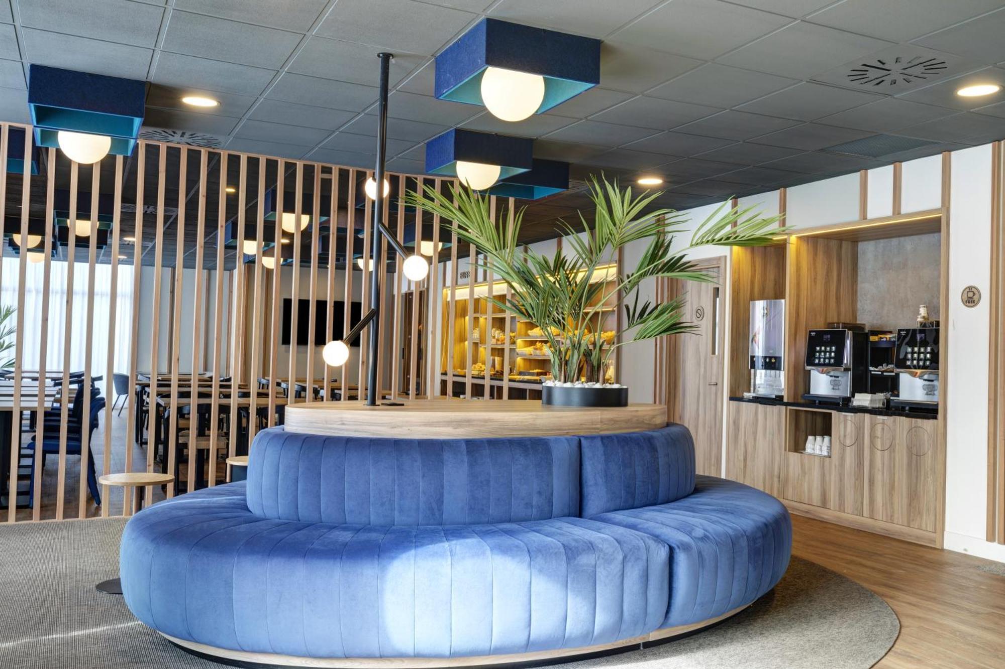 B&B Hotel Madrid Las Rozas Екстериор снимка