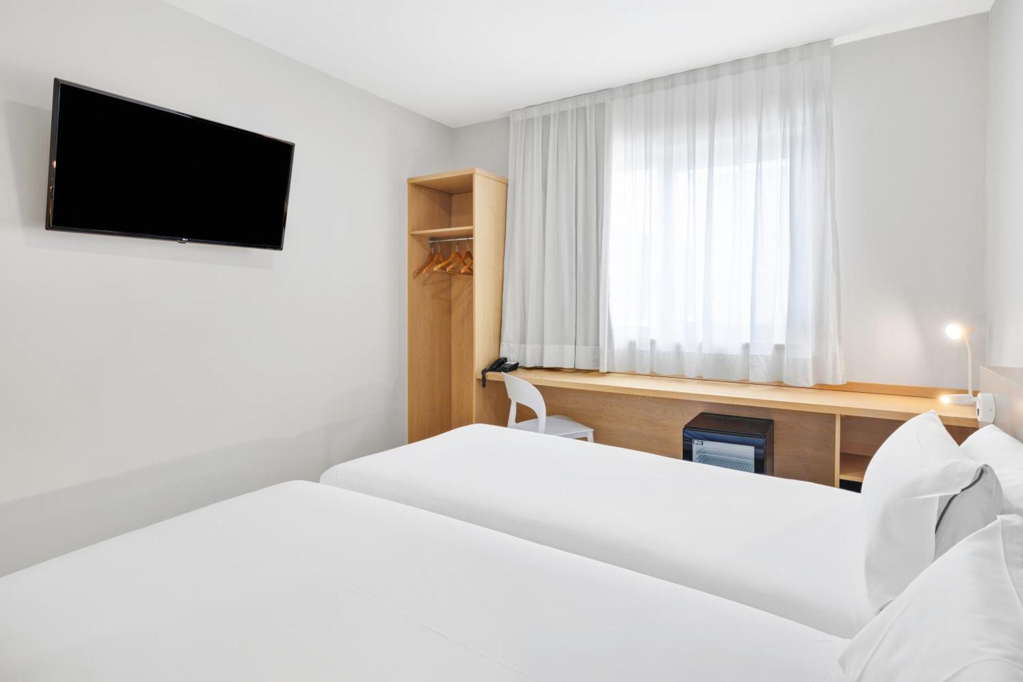 B&B Hotel Madrid Las Rozas Екстериор снимка