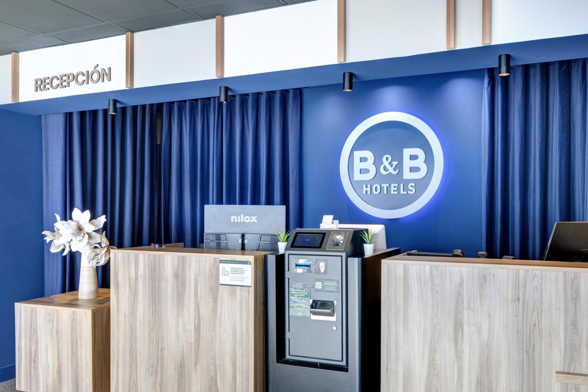 B&B Hotel Madrid Las Rozas Екстериор снимка