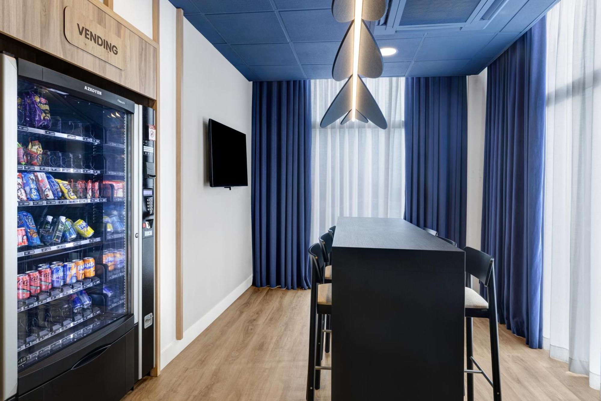 B&B Hotel Madrid Las Rozas Екстериор снимка